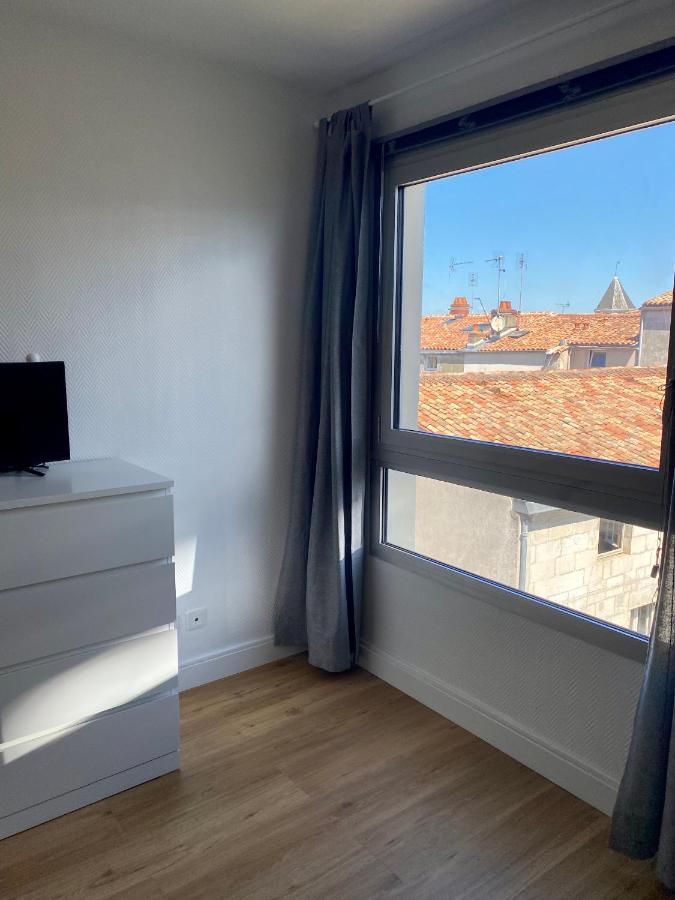 Appartement 1 Piece, Hyper Centre, Grosse Horloge La Rochelle  Ngoại thất bức ảnh