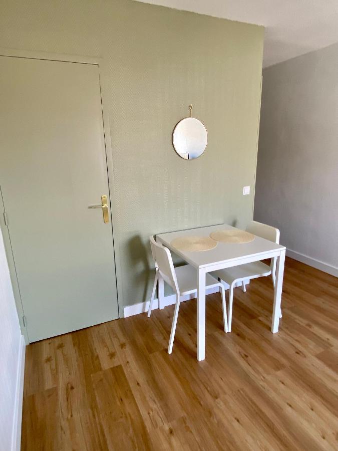Appartement 1 Piece, Hyper Centre, Grosse Horloge La Rochelle  Ngoại thất bức ảnh